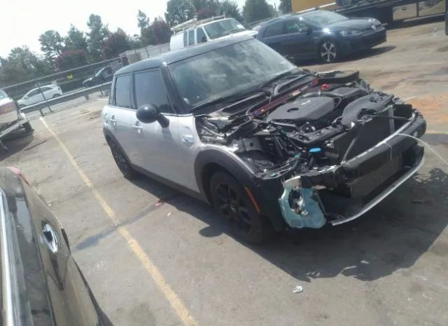 Mini Cooper hardtop 4 door (2015)