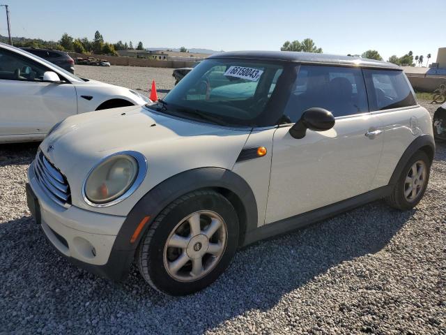 Mini Cooper (2010)