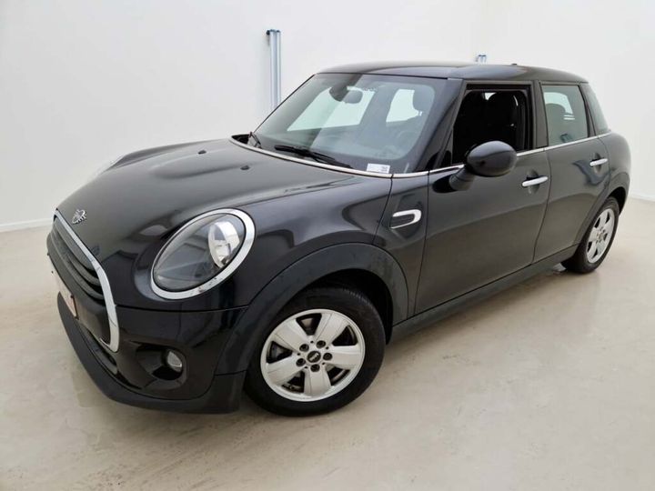 Mini One (2019)