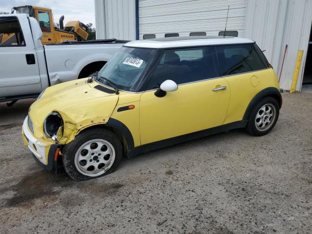 Mini Cooper (2004)