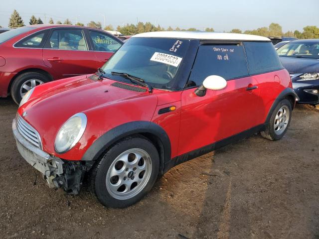 Mini Cooper (2004)