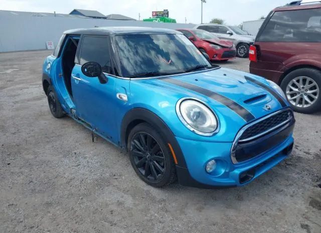 Mini Cooper hardtop 4 door (2015)