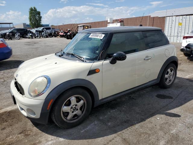 Mini Cooper (2010)