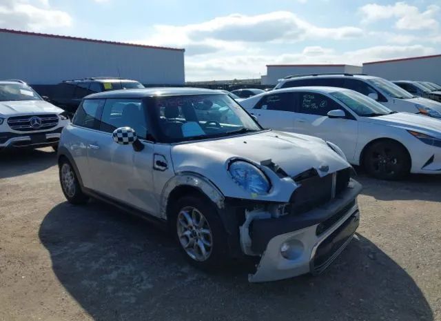Mini Cooper (2015)