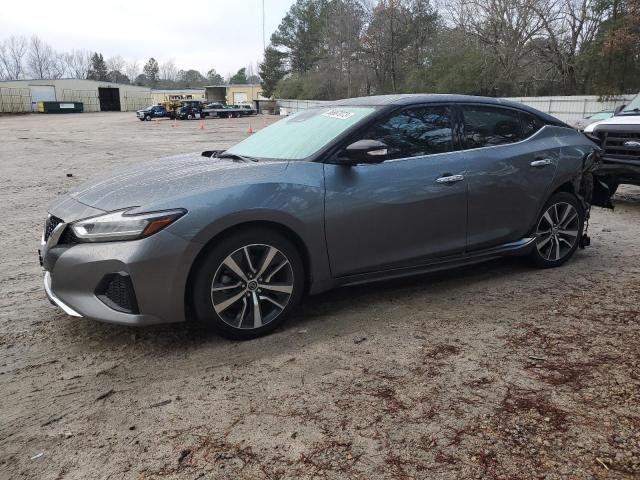 Nissan Maxima sv (2020)
