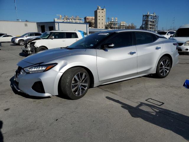 Nissan Maxima sv (2020)