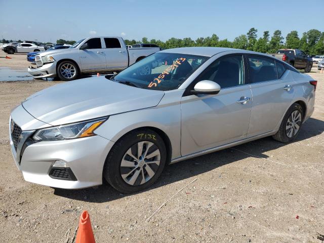 Nissan Altima s (2020)