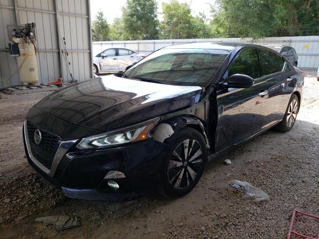 Nissan Altima sv (2020)
