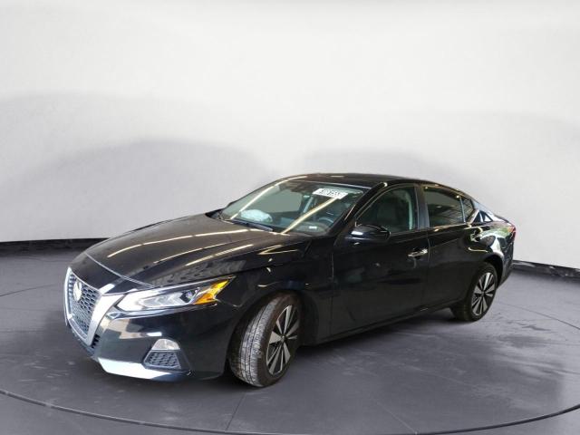 Nissan Altima sv (2022)