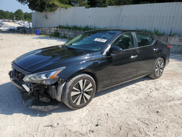 Nissan Altima sv (2021)