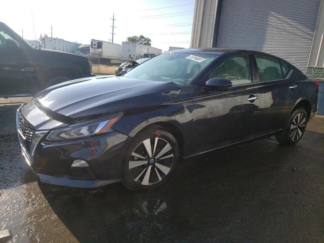Nissan Altima sv (2022)