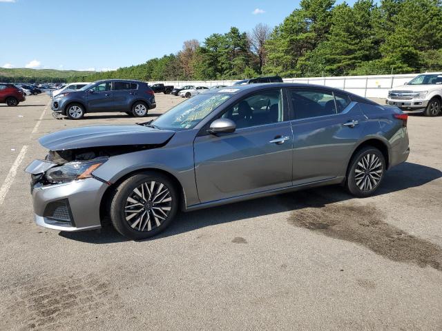 Nissan Altima sv (2023)