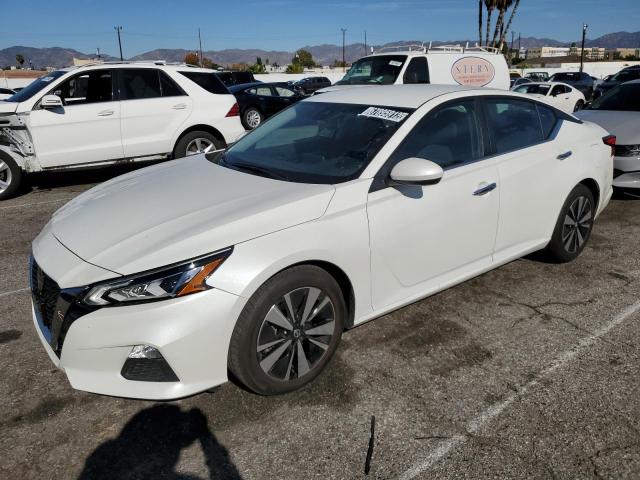 Nissan Altima sv (2022)