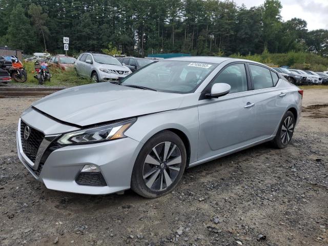 Nissan Altima sv (2021)