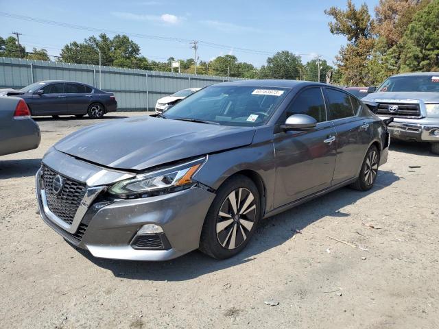 Nissan Altima sv (2021)