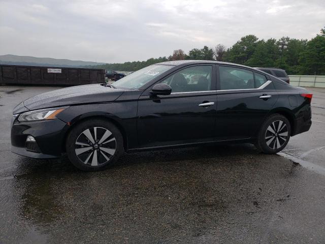 Nissan Altima sv (2022)