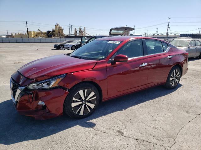 Nissan Altima sv (2022)