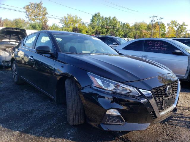 Nissan Altima sv (2022)