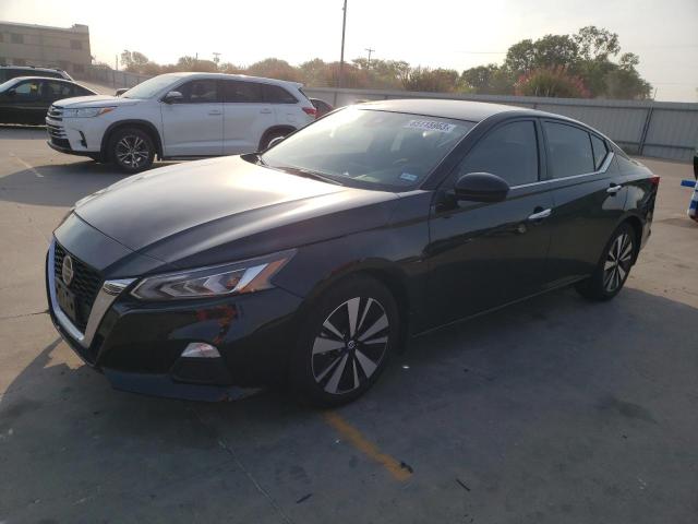 Nissan Altima sv (2022)