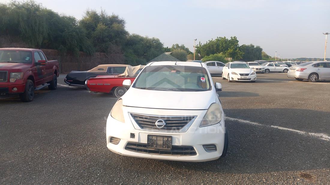 Nissan Sunny (2013)