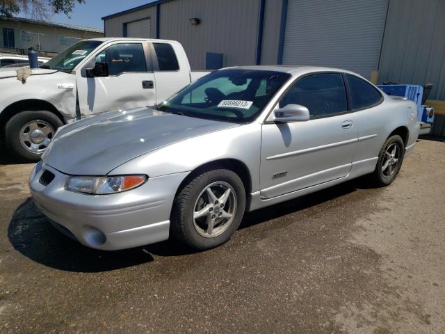 Pontiac Grand prix (2002)
