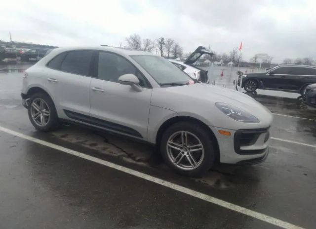 Porsche Macan (2023)