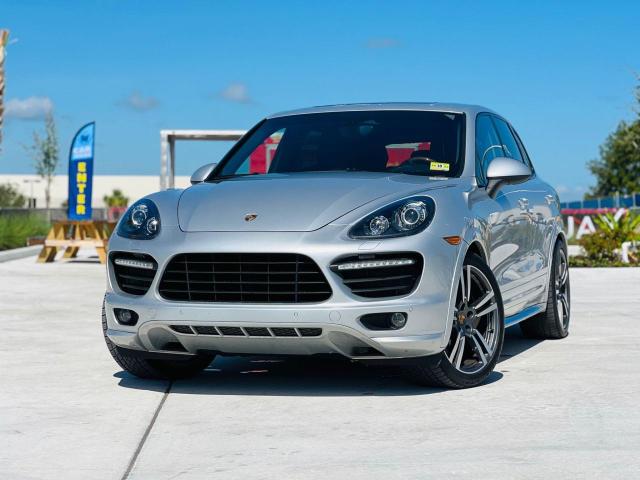 Porsche Cayenne gt (2013)