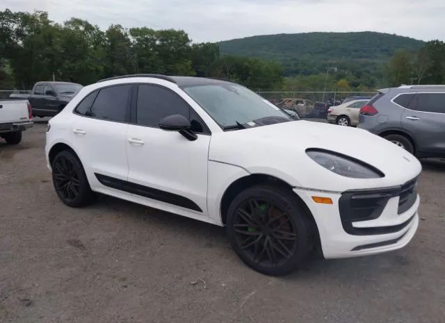 Porsche Macan (2023)