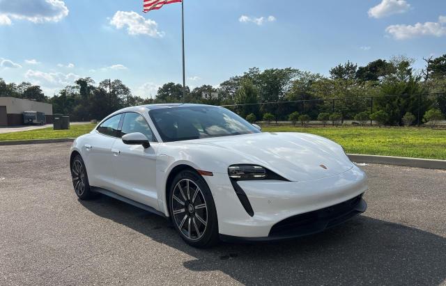 Porsche Taycan (2022)