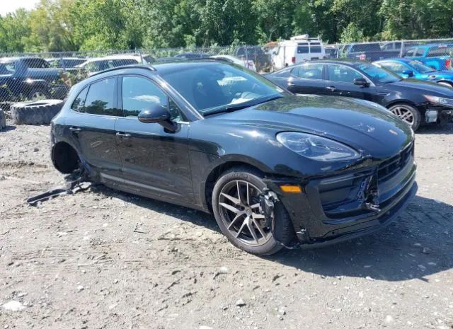 Porsche Macan (2023)