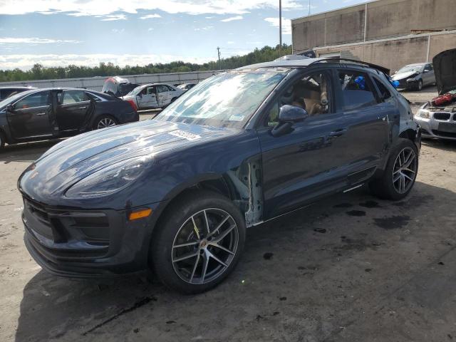 Porsche Macan base (2023)