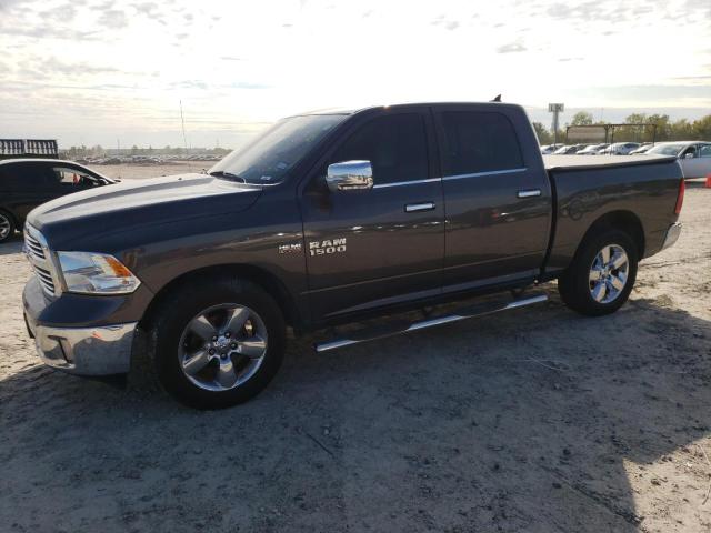 Ram 1500 slt (2017)