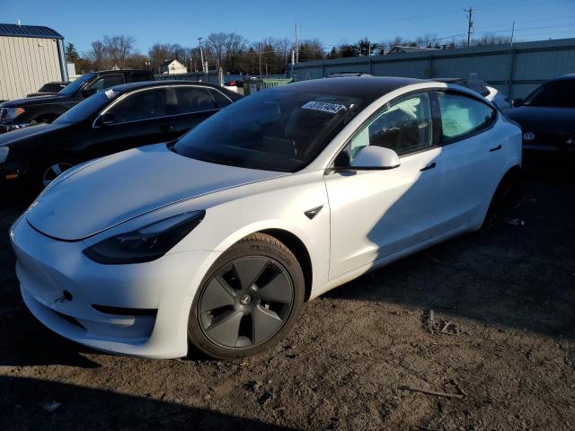 Tesla Model 3 (2021)