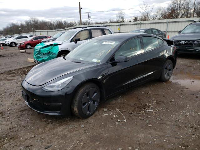 Tesla Model 3 (2022)