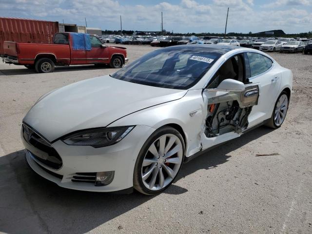 Tesla Model s 85 (2015)