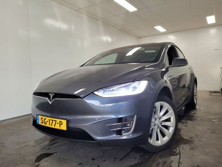 Tesla Model x (2018)