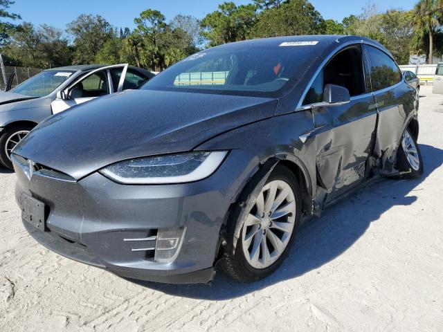 Tesla Model x (2017)