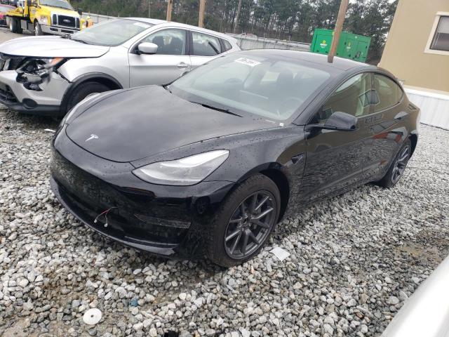 Tesla Model 3 (2022)