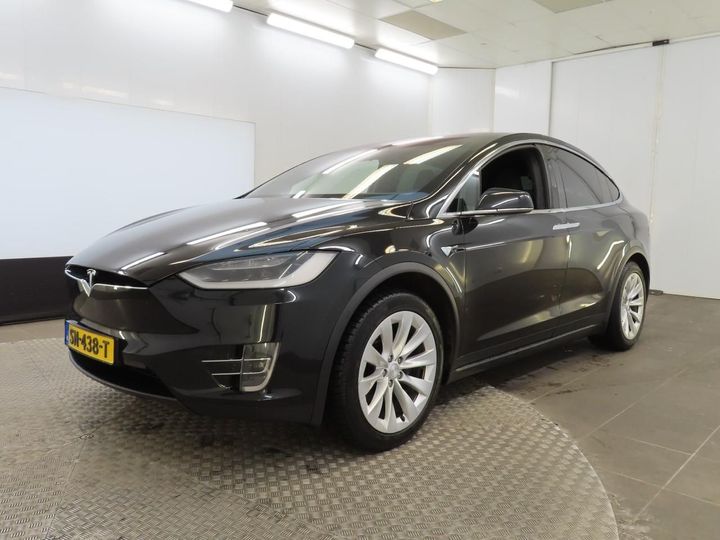 Tesla Model x (2018)