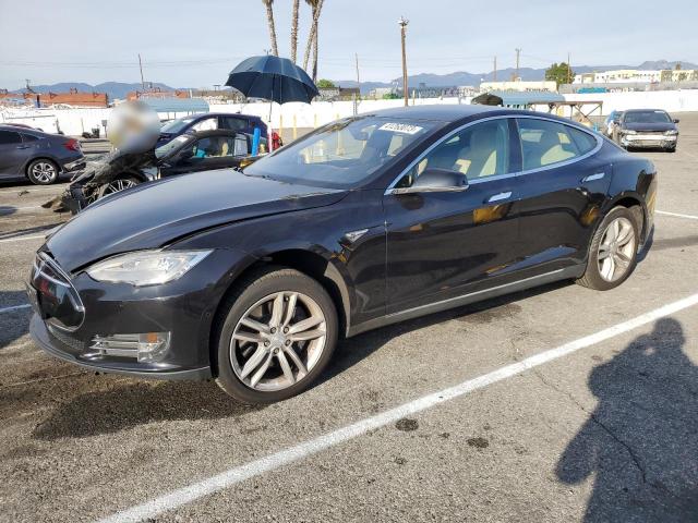 Tesla Model s (2015)