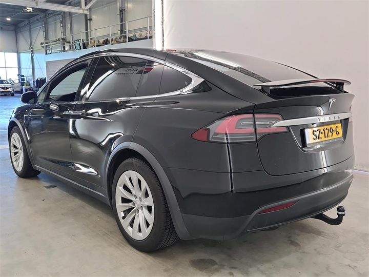 Tesla Model x (2018)
