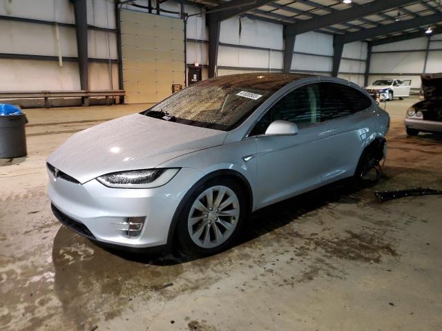 Tesla Model x (2016)