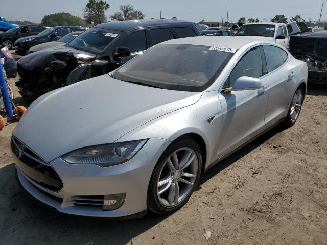 Tesla Model s (2013)