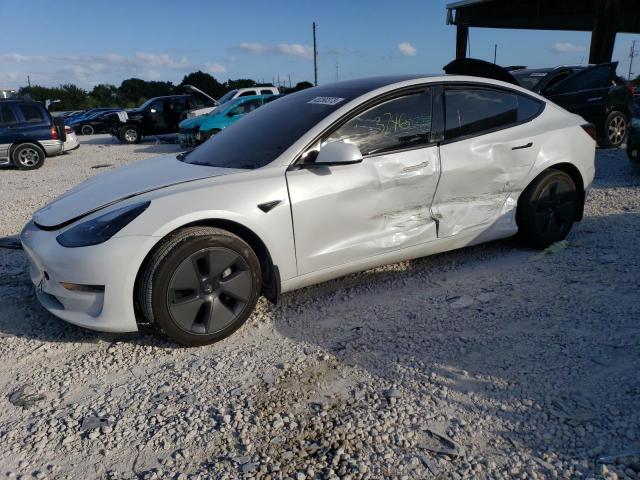 Tesla Model 3 (2022)