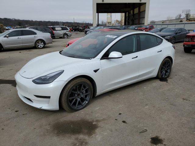 Tesla Model 3 (2022)