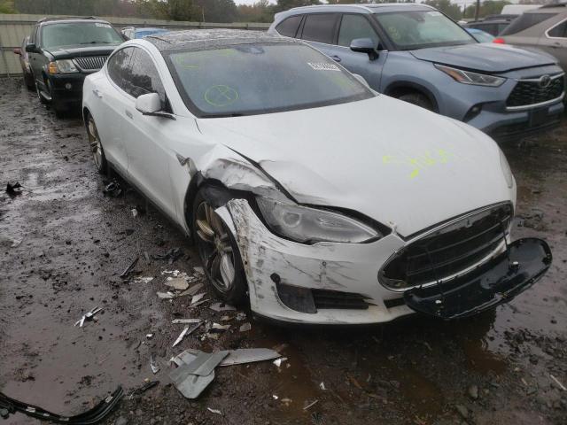 Tesla Model s (2015)