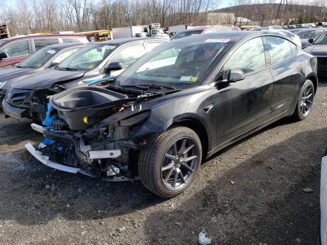 Tesla Model 3 (2022)
