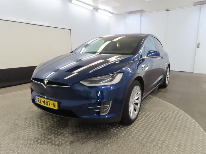 Tesla Model x (2018)