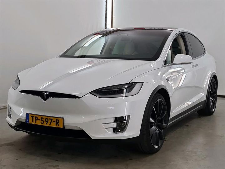 Tesla Model x (2018)