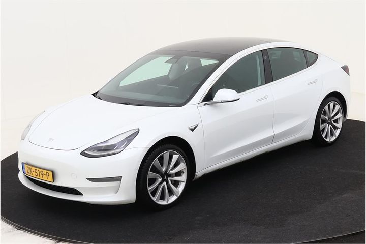 Tesla Model (2019)